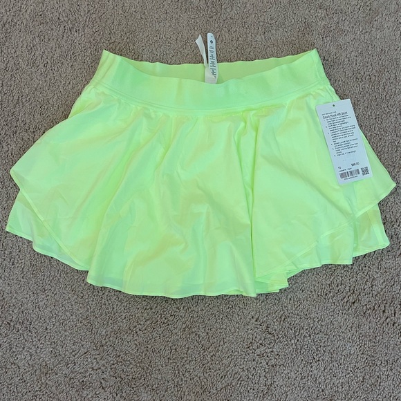 Lululemon Court Rival High Rise Skirt NWT Size 10 faded zap - Picture 2 of 4